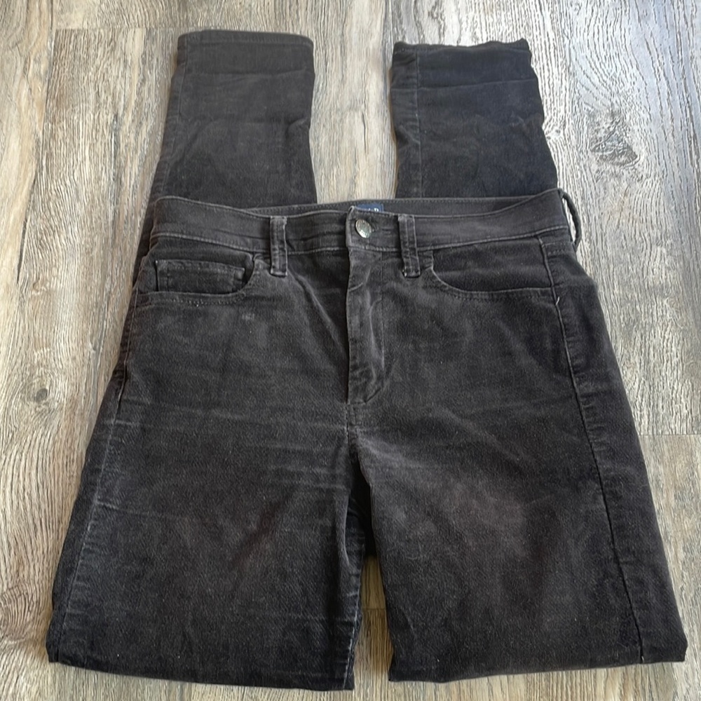 Gap Women’s Black Velvet True Skinny High Rise Pants, size 27R